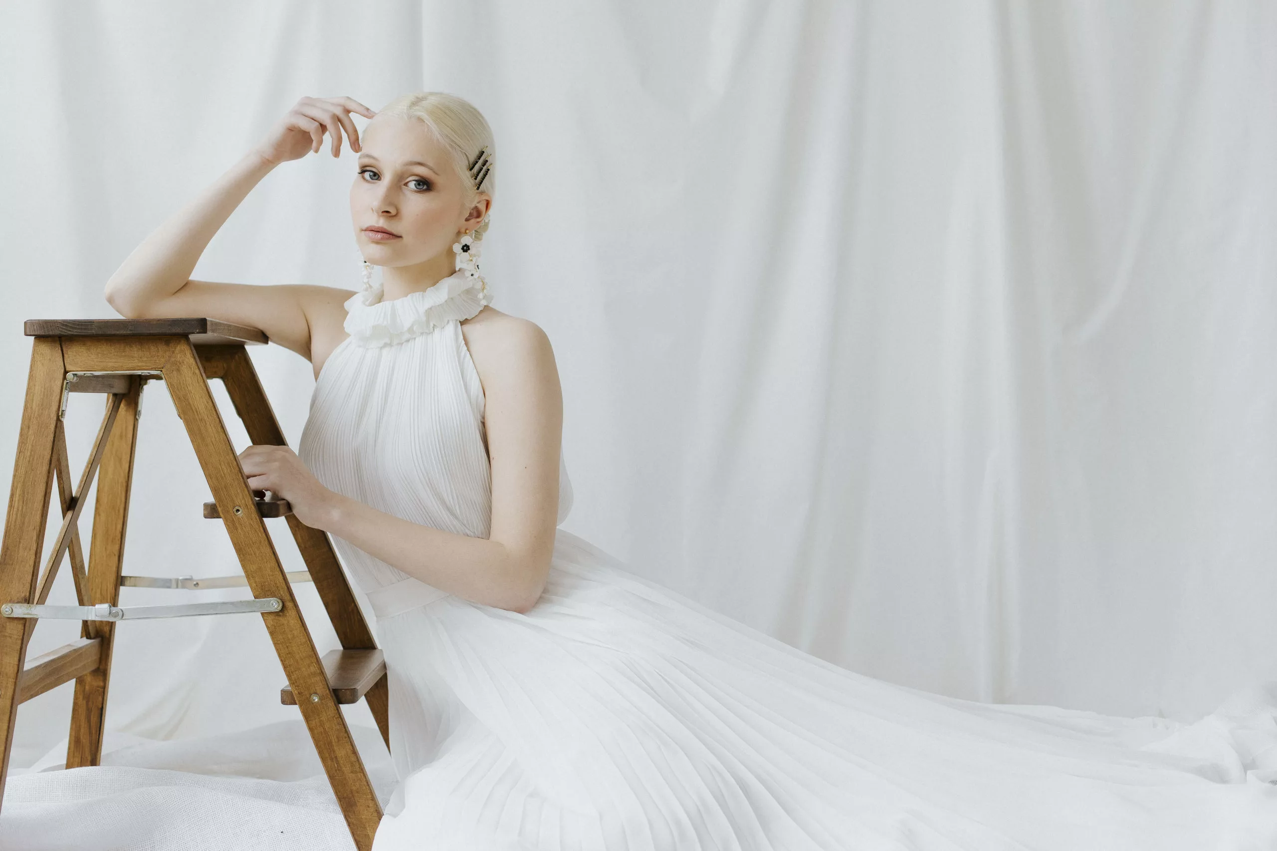 Aroma Bridal Earings by Laura pour Elle